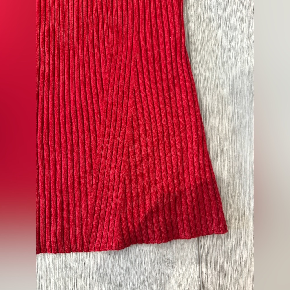 Banana Republic Red Off The Shoulder Sweater - Picture 3 of 9